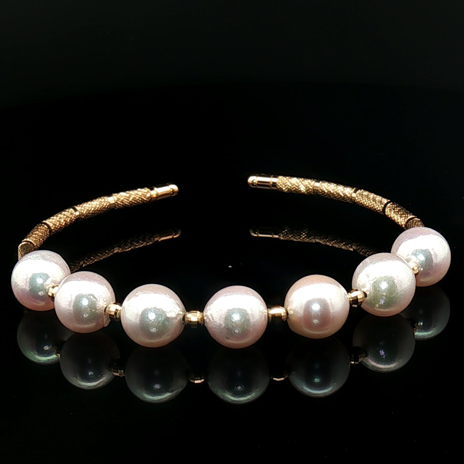 18k Yellow Gold  Open Bangle with Iridescent Pinkish Akoya Pearls -16