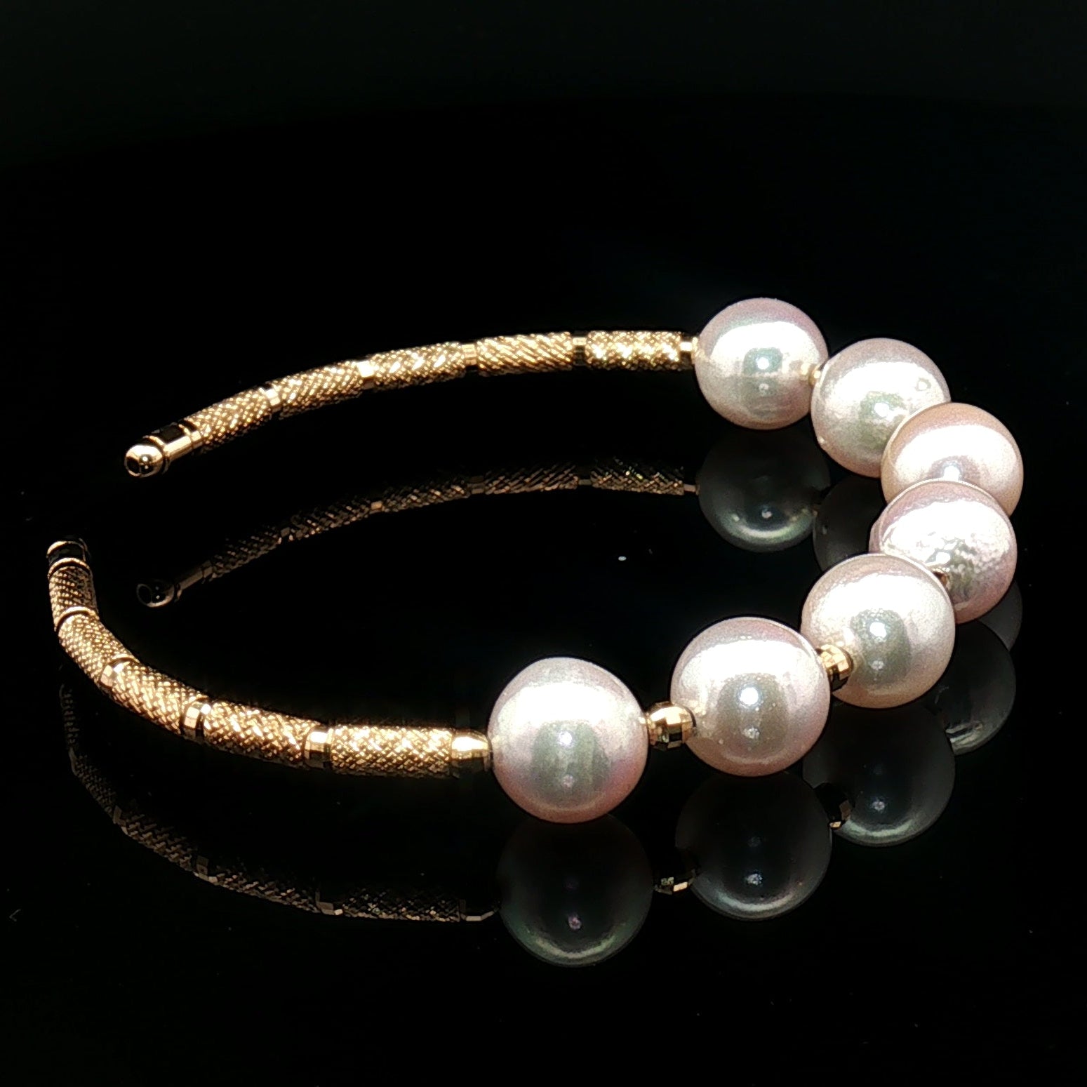 18k Yellow Gold  Open Bangle with Iridescent Pinkish Akoya Pearls -16