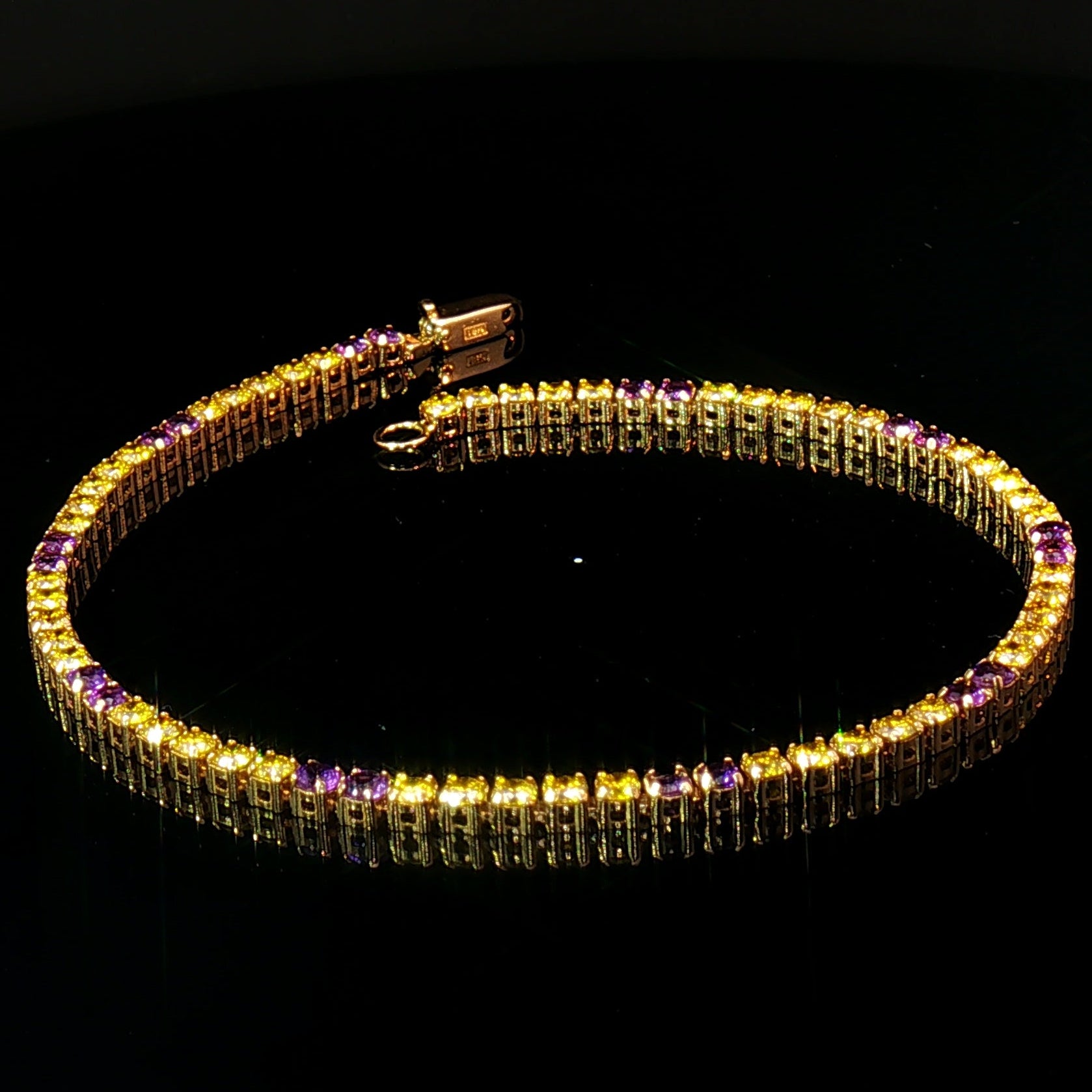 18k Yellow Gold Tennis Bracelet with 2.80 tcw Natural Intense Yellow Diamonds and Amethyst – 7.2