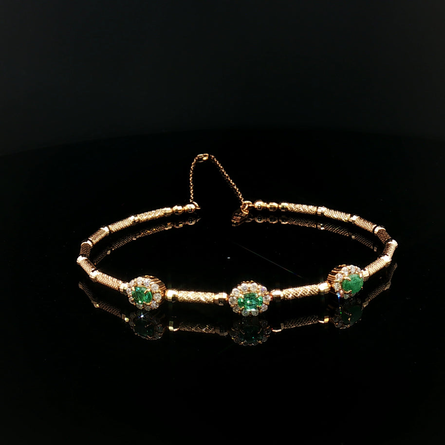 18k Yellow Gold Emerald & Diamond Adjustable Bangle – Oval Green Emeralds (0.50ct) & Natural Diamonds (0.30ct), Fits 16–20
