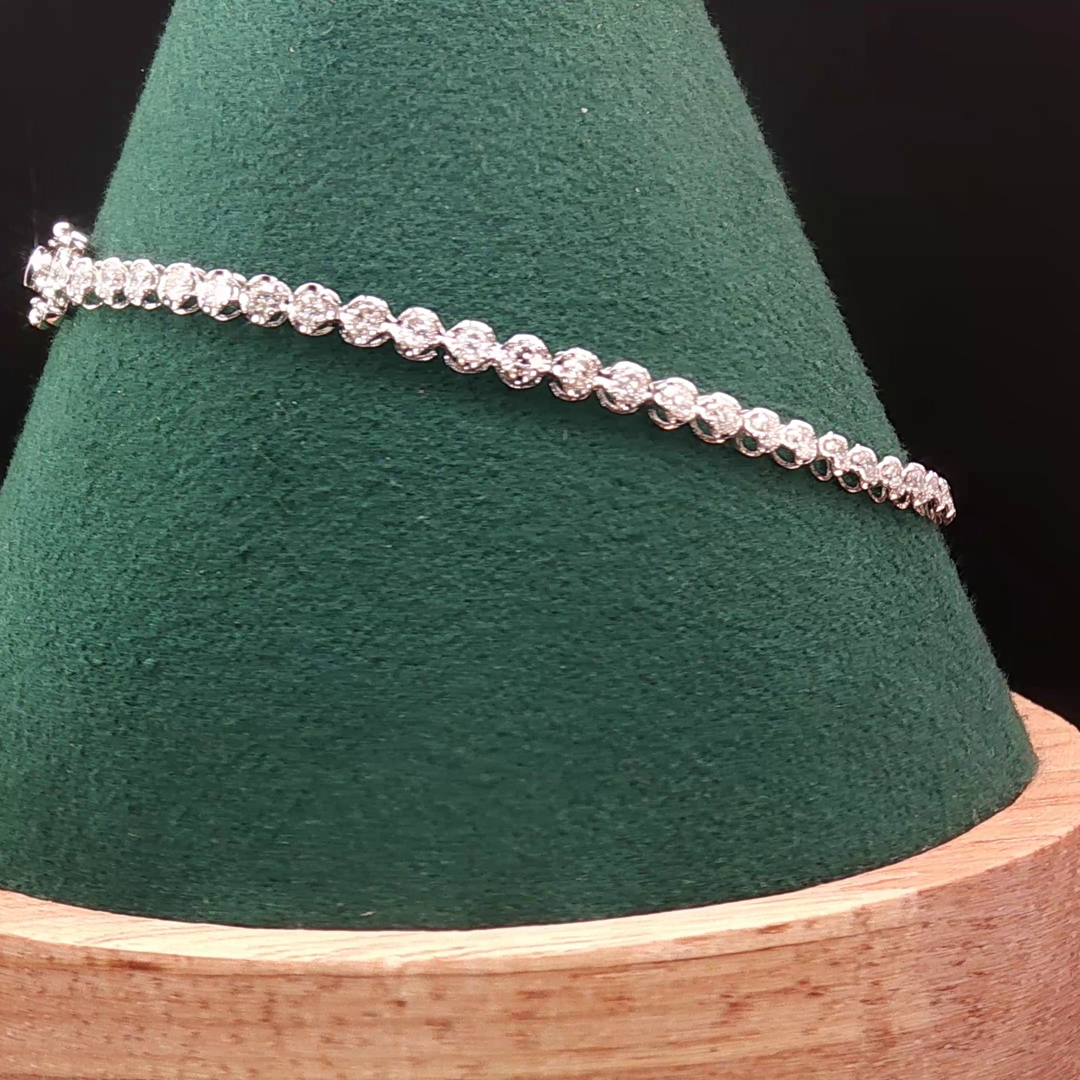 18k White Gold Diamond Tennis Bracelet – 2.00ct Natural Round Brilliant Diamonds, 17.5cm with Triple Secure Clasp