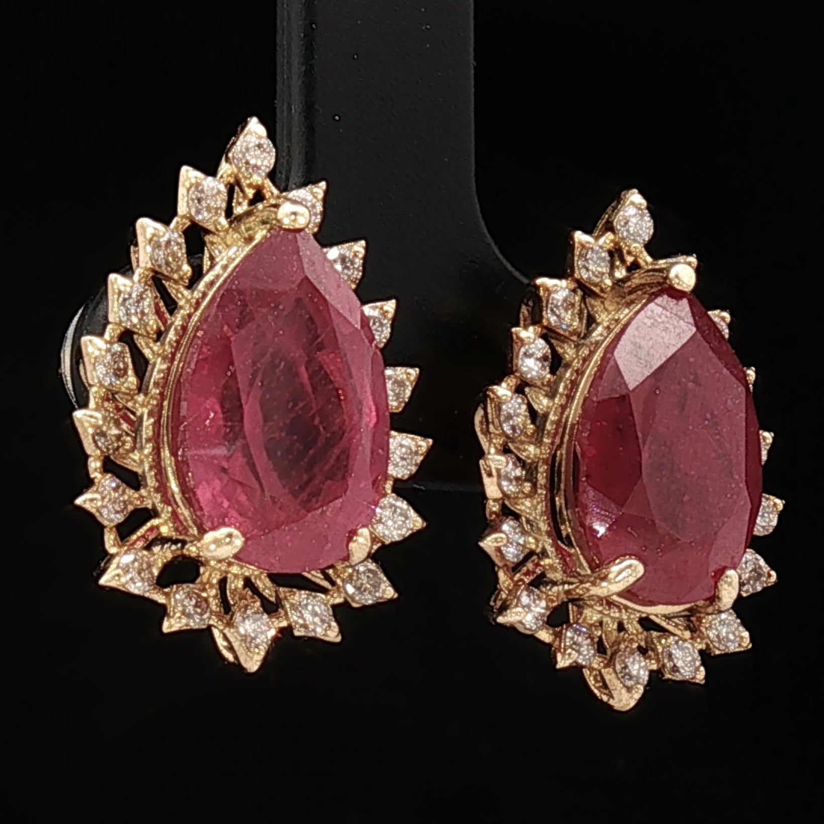 18k Yellow Gold Halo Stud Earrings with 9.00tcw Ruby and 0.50tcw Natural Diamonds