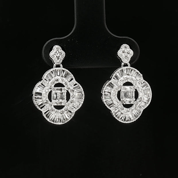 18k White Gold Clover Dangle Earrings – 1.00ct Natural Round & Baguette Diamond Design