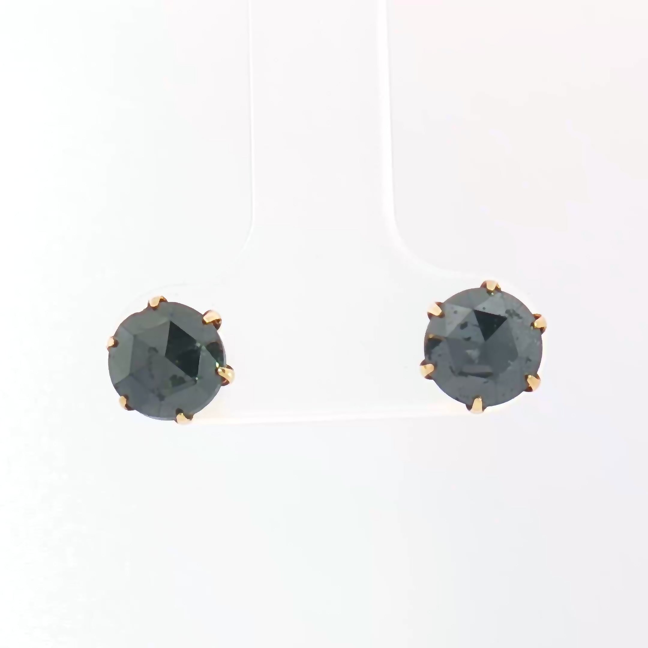 18k yellow gold stud earrings with rose-cut natural black diamonds