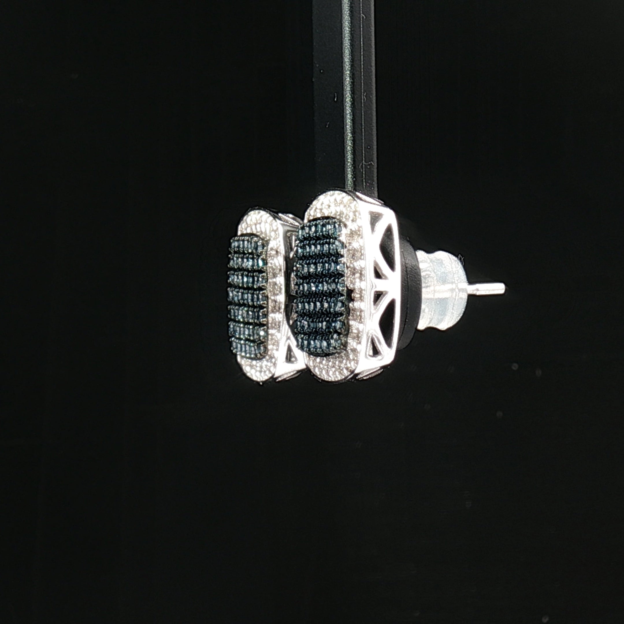 18k White Gold Square Stud Earrings – 1.00ct Fancy Blue Natural Diamond Cluster with Colourless Diamond Halo