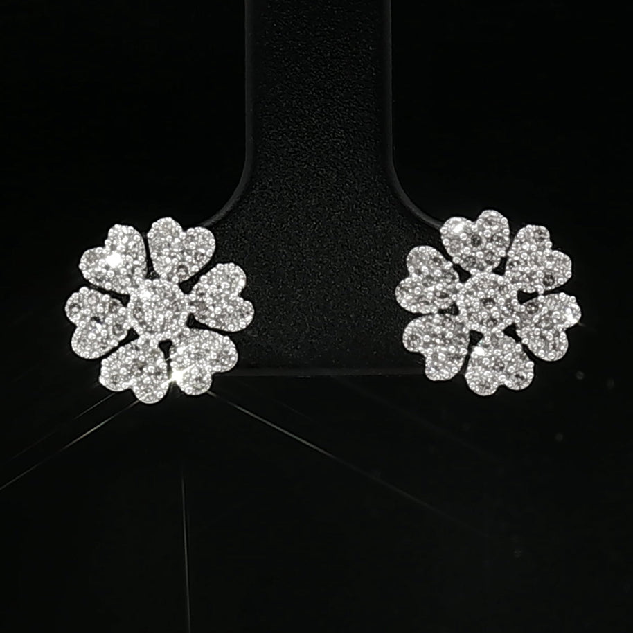 18k White Gold Floral Stud Earring with 0.50tcw Natural Diamond