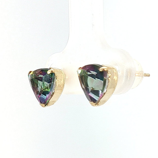 18k Yellow Gold Stud Earrings with 2.80tcw Trillion Cut Rainbow Opal