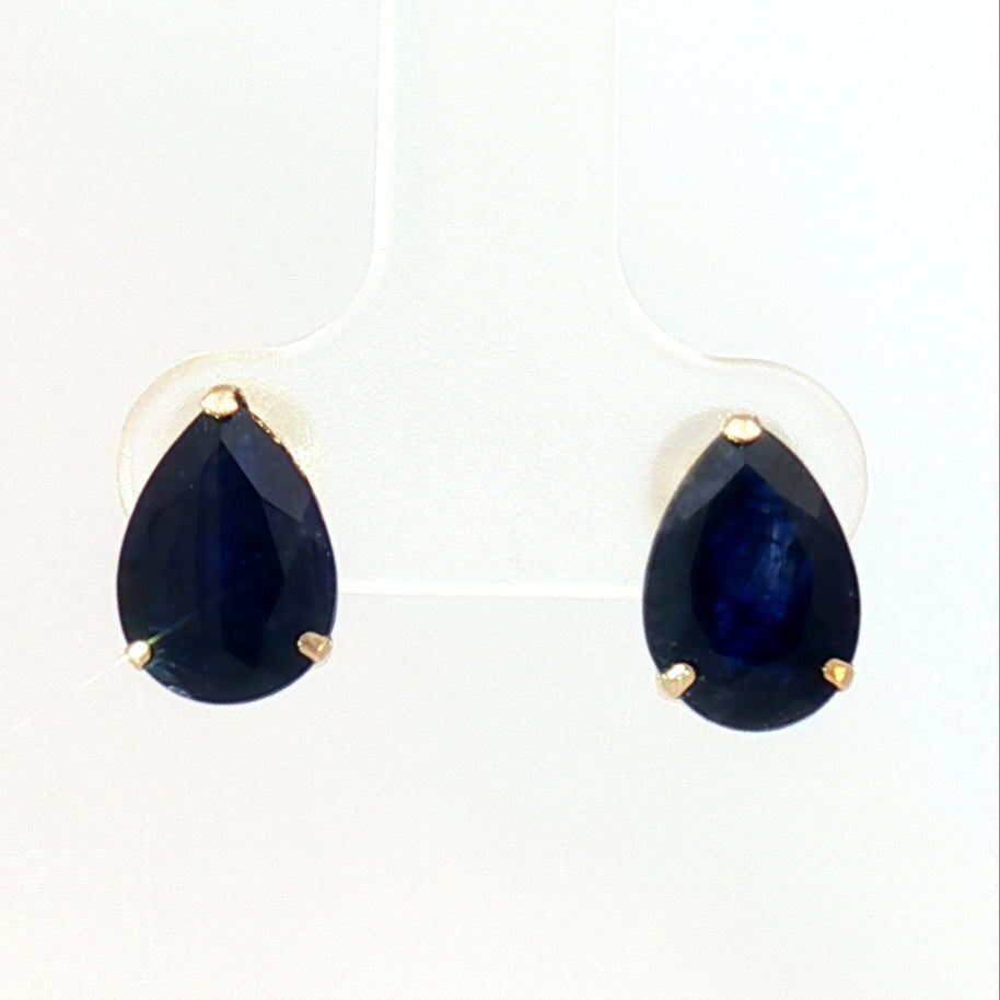 18k Yellow Gold Stud Earrings with 5.00tcw Deep Blue Sapphire