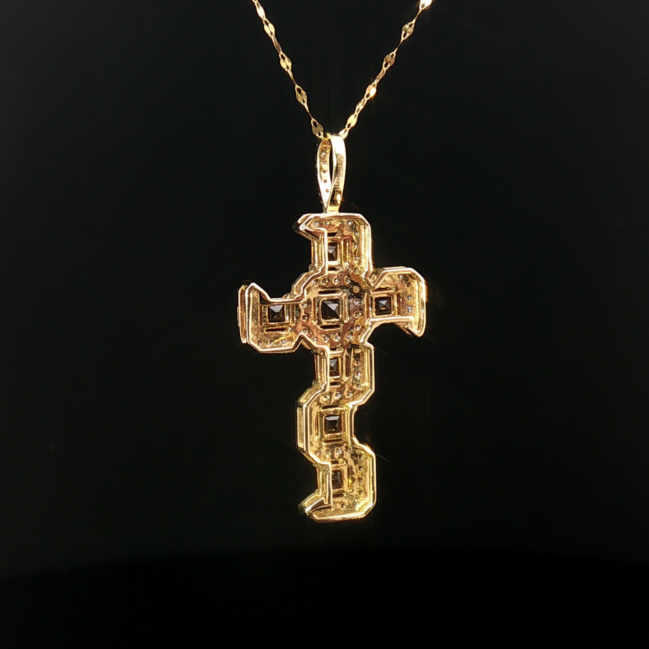 18k Yellow Gold Cross Pendant – 1.35ct Square-Cut Citrine & 0.40ct Natural Brilliant Diamonds