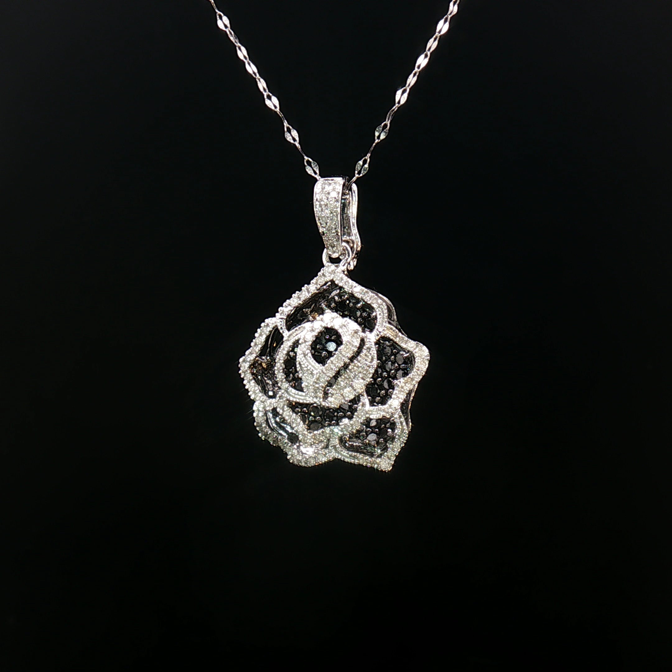 18k White Gold Floral Diamond Pendant – 1.00ct Natural Black & White Brilliant-Cut Diamonds