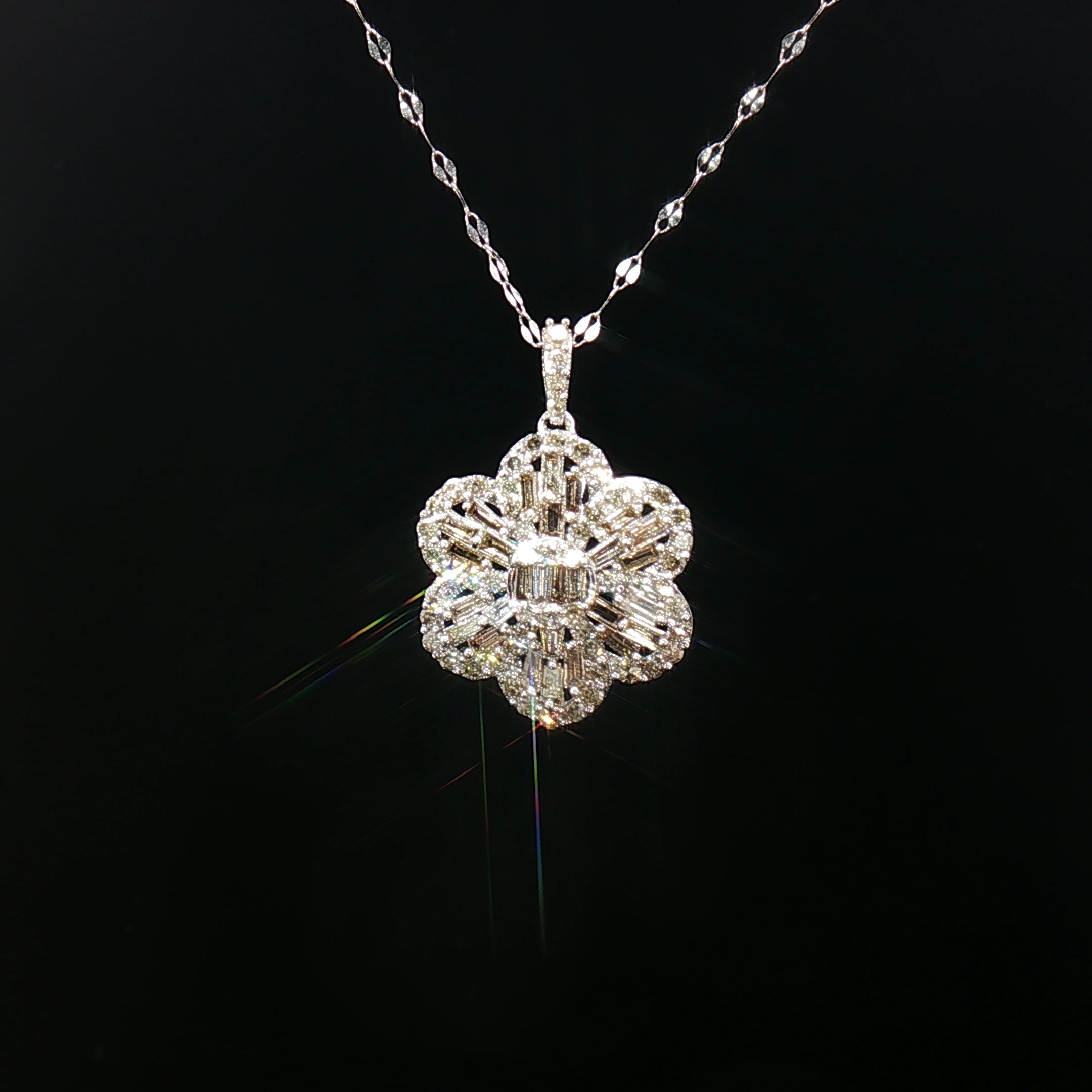 18k White Gold Flower Diamond Pendant – 1.00ct Natural Round & Baguette Brilliant Diamonds