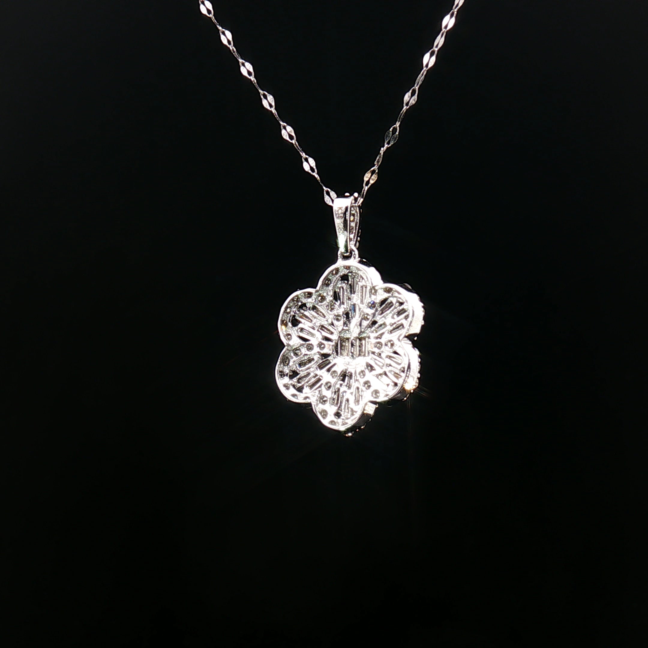 18k White Gold Flower Diamond Pendant – 1.00ct Natural Round & Baguette Brilliant Diamonds