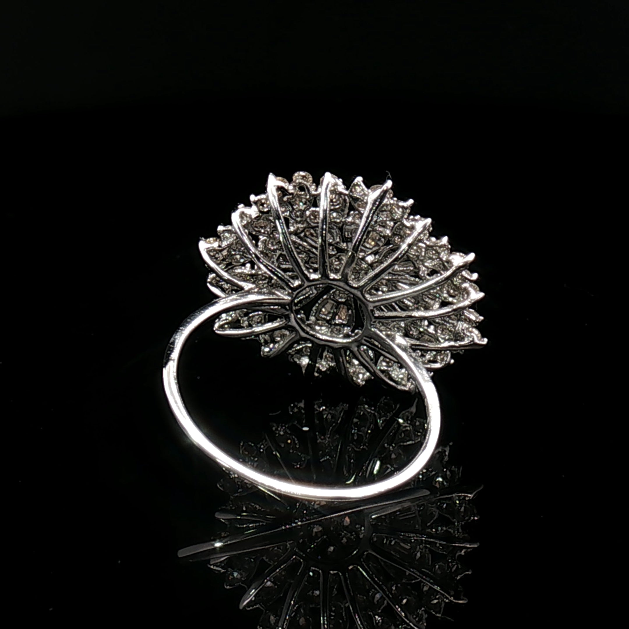 18k White Gold Flower Brooch Ring – 1.00ct Natural Round & Baguette Diamond Circle Illusion Design (5ct Face Look)
