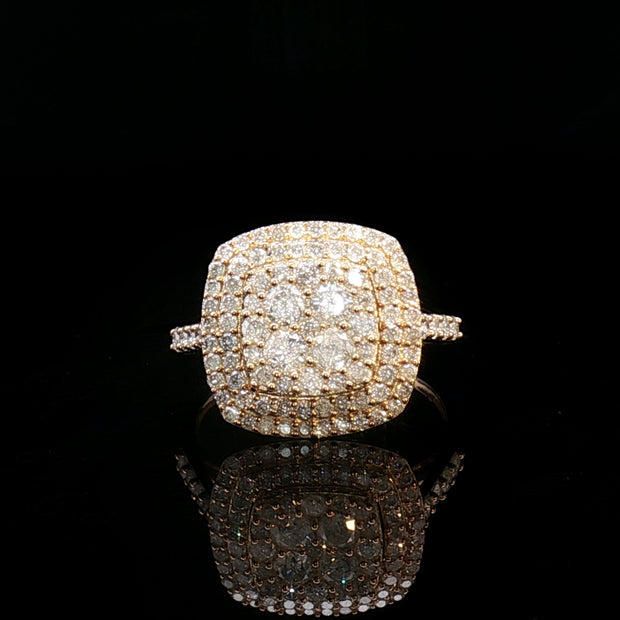 18k Yellow Gold Multi-Stone Ring – 1.00ct Cushion-Cut Illusion Natural Brilliant Diamond Cluster