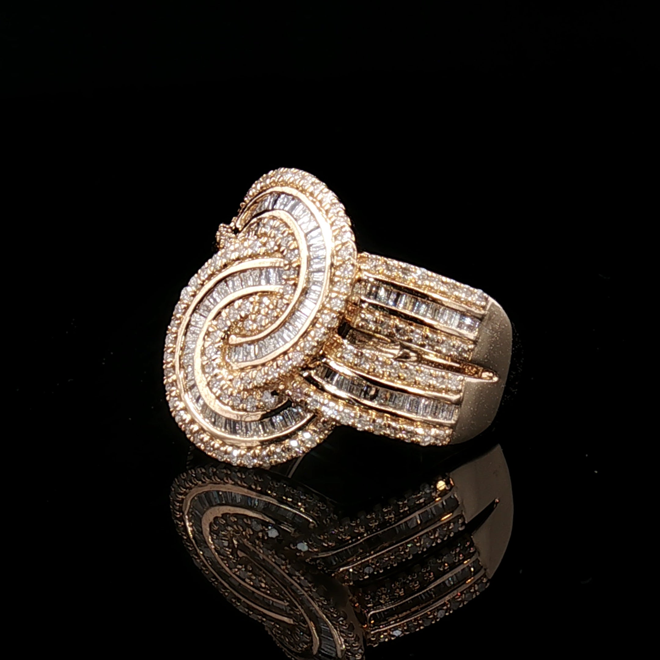 18k Yellow Gold Knot Cocktail Ring – 1.50ct Natural Round & Baguette Diamond Statement Design