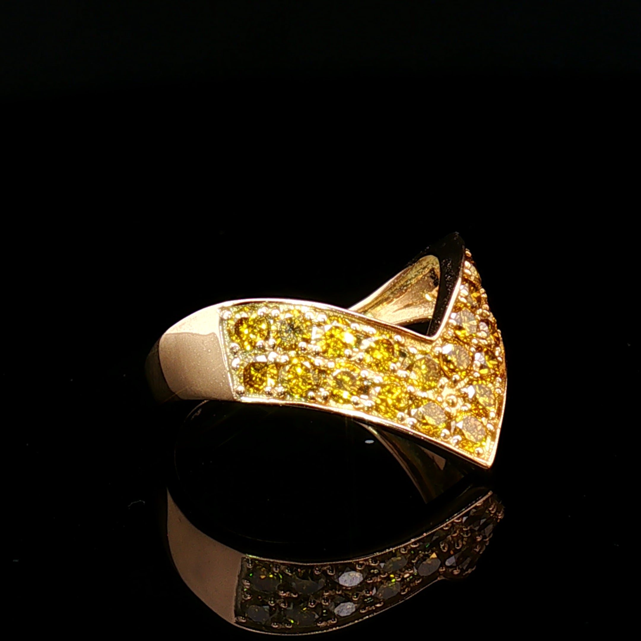 18k Yellow Gold V-Ring – 1.00ct Fancy Deep Yellow Natural Diamond Multi-Stone Design