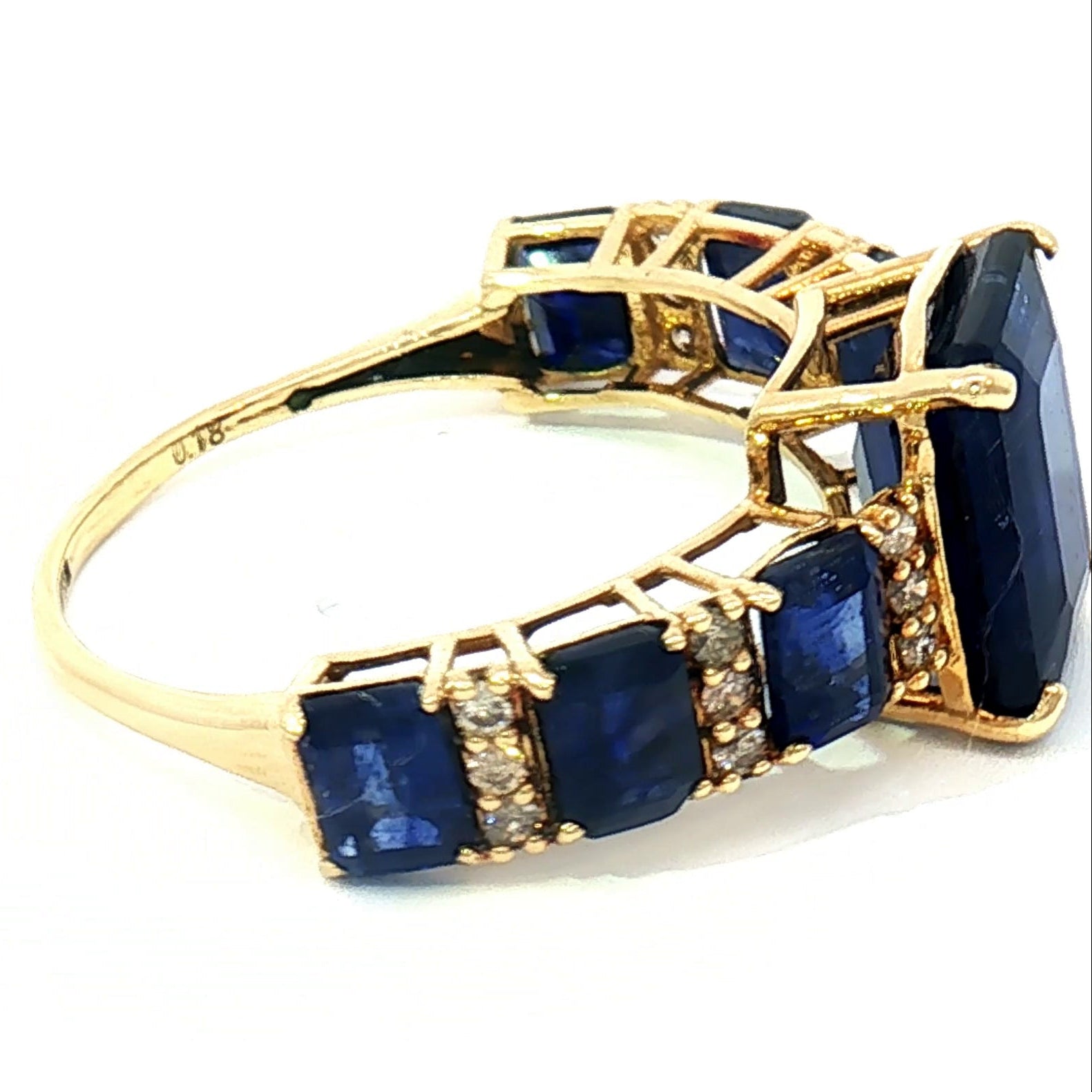 18k Yellow Gold Ring with 6.50tcw Blue Sapphire and 0.18tcw Natural Diamonds