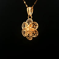 21k Yellow Gold Flower Pendant – Lightweight Openwork Floral Design