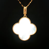 18k Yellow Gold Clover Pendant – 25mm Mother of Pearl Hollow Design