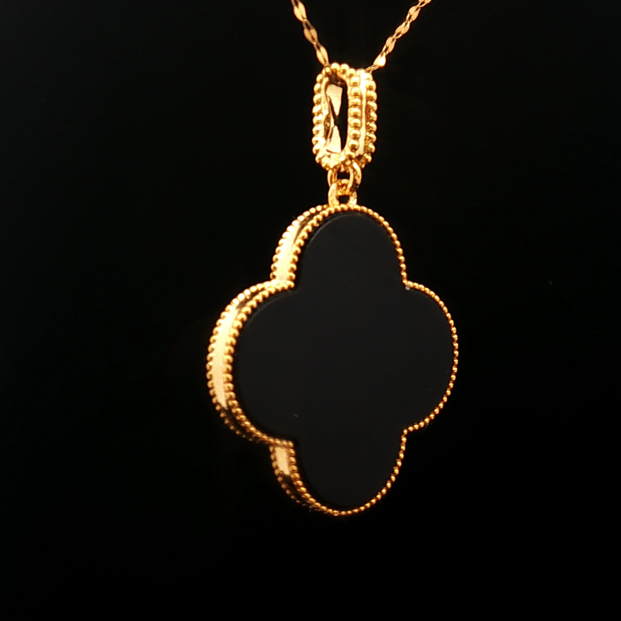 18k Yellow Gold Clover Pendant – 25mm Black Onyx Cabochon Hollow Design