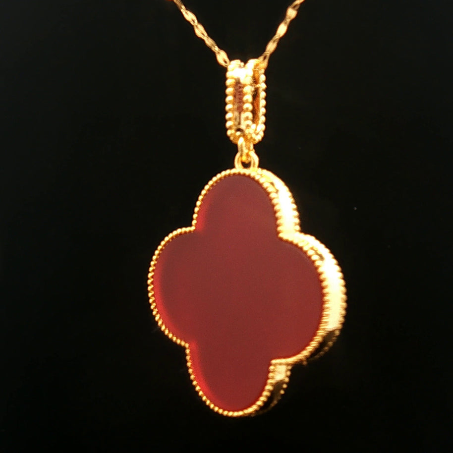18k Yellow Gold Clover Pendant – 25mm Red Agate Hollow Charm (