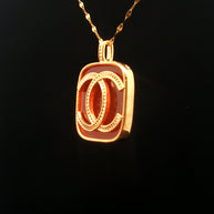 18k Yellow Gold Interlocking Motif Pendant – Red Agate Square Charm with Beaded Detailing