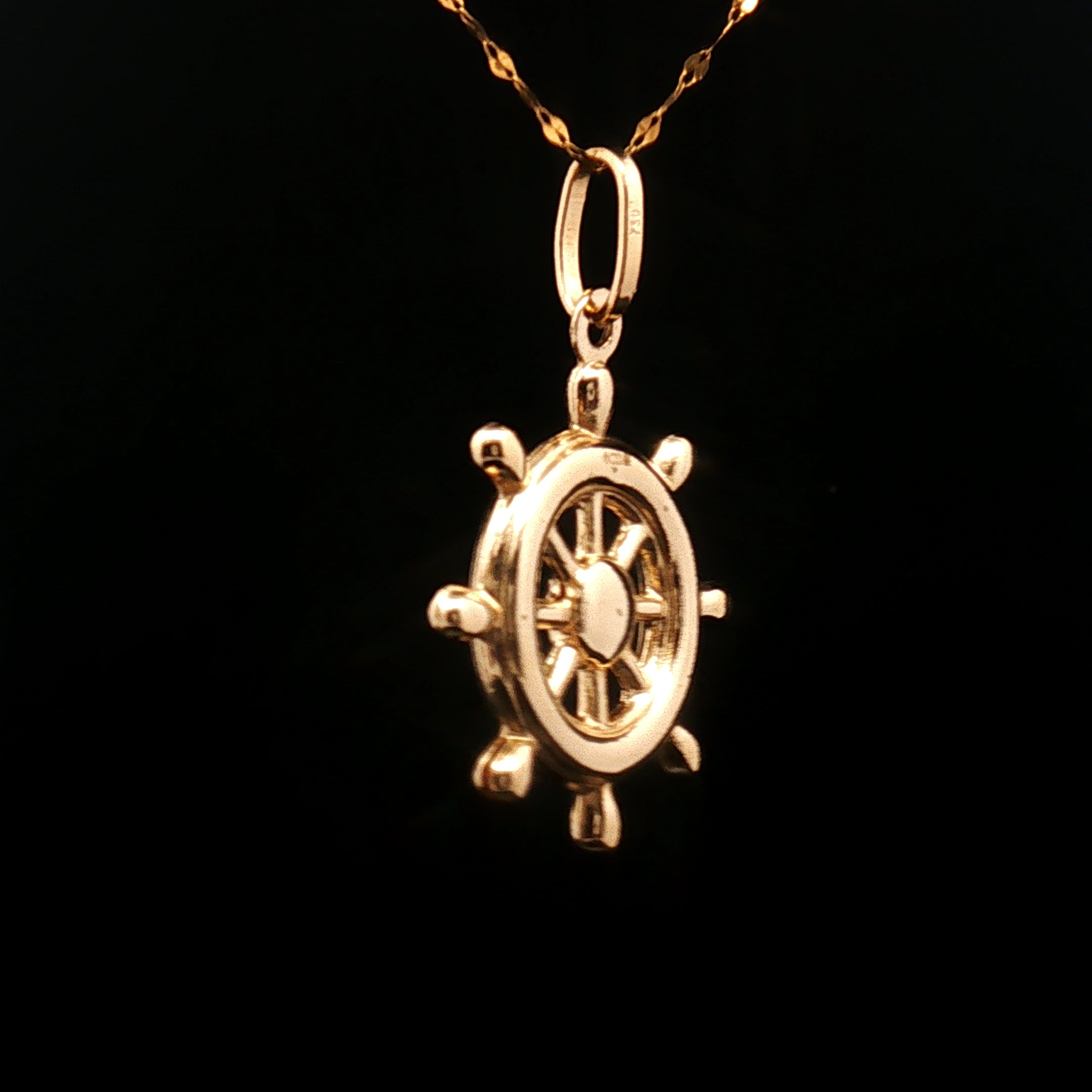 18k Yellow Gold Nautical Ship Wheel Pendant – Lightweight Maritime Charm