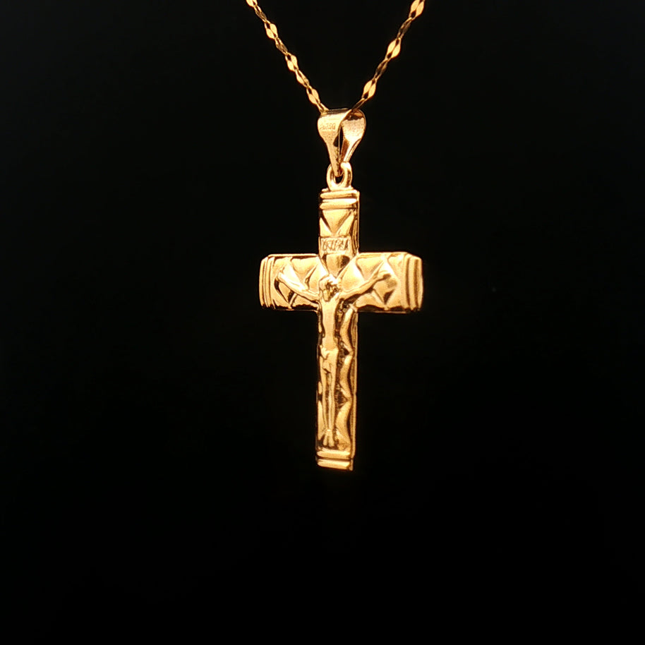 18k Yellow Gold Crucifix Pendant – Lightweight Hollow Detailed Cross