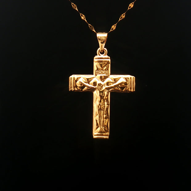 18k Yellow Gold Crucifix Pendant – Lightweight Hollow Detailed Cross