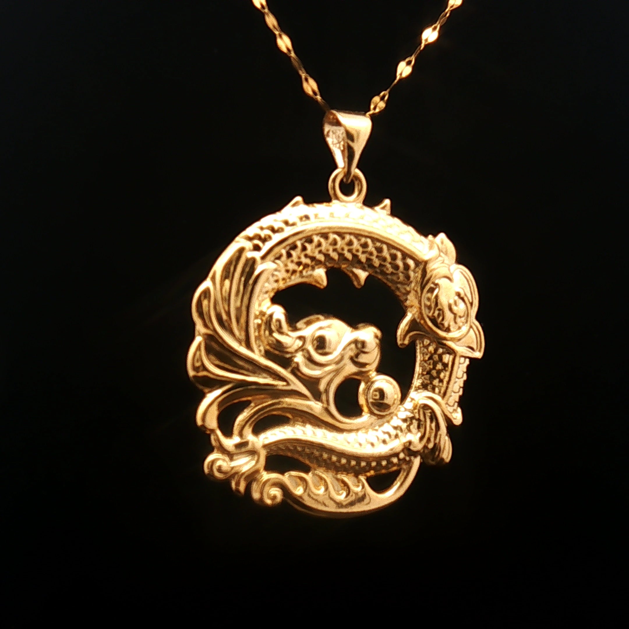 18k Yellow Gold Dragon Pendant – Large Lightweight Circular Charm
