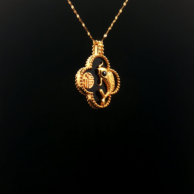 18k Yellow Gold Koi Fish Clover Pendant – 20mm Black Onyx Charm with Beaded Detailing