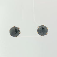 Pair of elegant black diamond studs in 18k gold